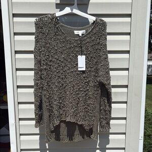 Chelsea & Theodore Gray Crew Neck Sweater Relaxed Fit